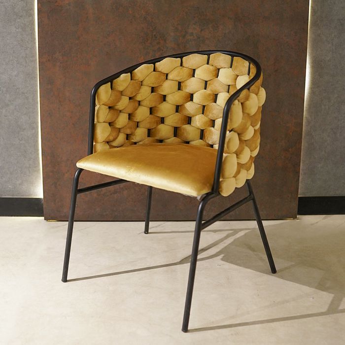Serena Plus Chair-Matte Black