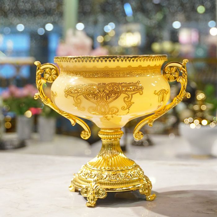 Royal Creme Bowl