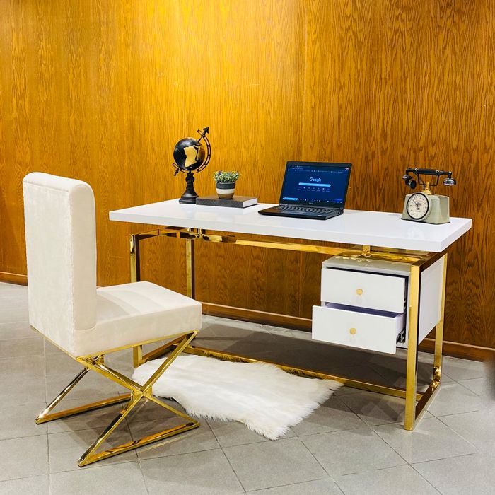 Omega Office Table