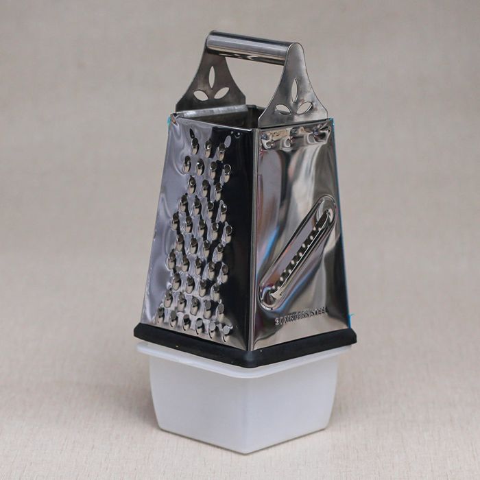 Stainless Steel Multipurpose Cutter with Plastic Bowl